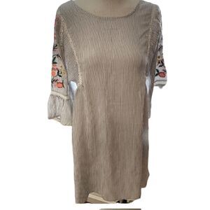 Angie Tunic Top Small NWT
